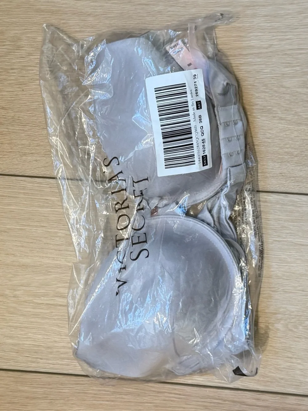 BODY BY VICTORIA Invisible Lift Unlined Smooth Demi Bra